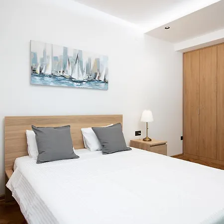 Sena Luxury Apartments Pula Exterior photo
